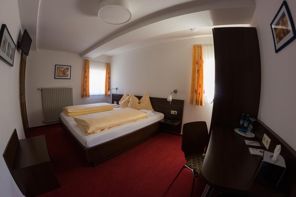 Ratskeller Niederurff Hotel Bad Zwesten Værelse billede